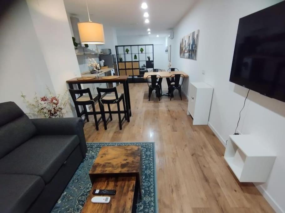 Artes Y Ciencias I Apartamento *